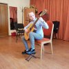 Музыканты улыбаются весне